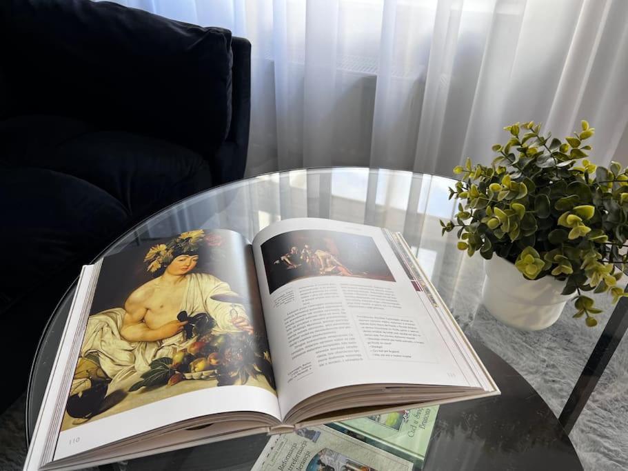 Europa22 "Apartament Delux" Z Wanna - Centrum Miasta Z Widokiem Na Staw Tomaszów Mazowiecki Esterno foto